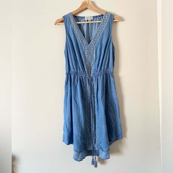 Knox Rose Dresses & Skirts - Knox Rose • Blue Embroidered Dress